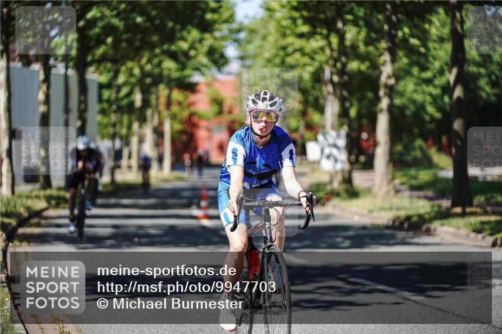 09.08.2026 - GEWOBA Citytriathlon Bremen Michael Burmester http://msf.ph/oto/9947703 09.08.2026 12:24:32 Radfahren 601, 620, 671, 675, 753, 770, 1152 meine-sportfotos.de