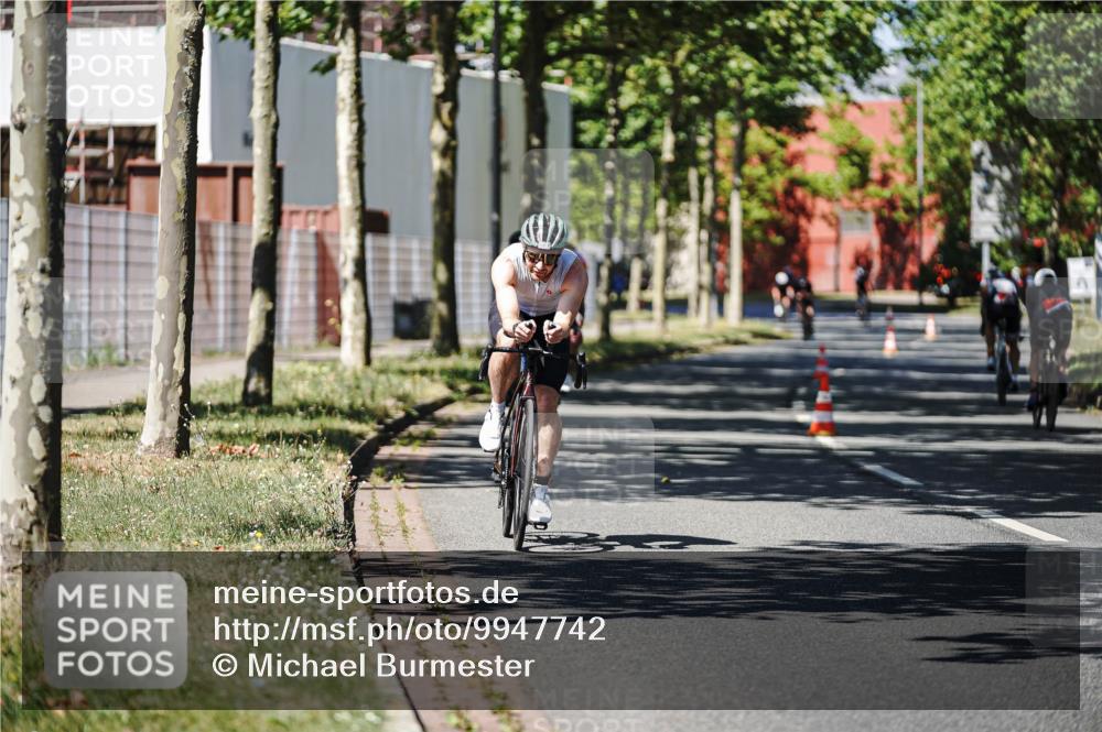 09.08.2026 - GEWOBA Citytriathlon Bremen Michael Burmester http://msf.ph/oto/9947742 09.08.2026 12:25:00 Radfahren 548, 602, 711, 785, 819, 974, 991, 1104, 1140 meine-sportfotos.de