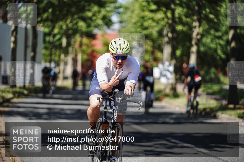 09.08.2026 - GEWOBA Citytriathlon Bremen Michael Burmester http://msf.ph/oto/9947800 09.08.2026 12:25:43 Radfahren 578, 614, 649, 702, 718, 743, 779, 789, 810, 848, 853, 944, 982, 1122, 1125 meine-sportfotos.de