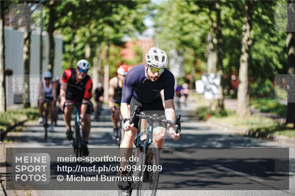 09.08.2026 - GEWOBA Citytriathlon Bremen Michael Burmester http://msf.ph/oto/9947809 09.08.2026 12:25:49 Radfahren 578, 614, 702, 718, 738, 743, 779, 789, 797, 810, 848, 853, 913, 942, 944, 1125 meine-sportfotos.de