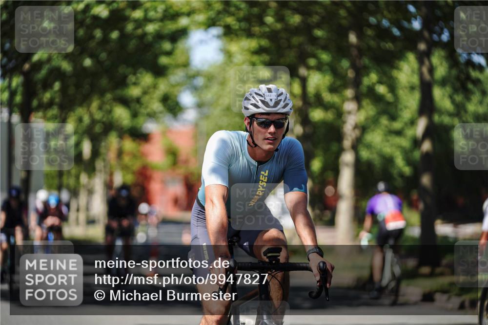09.08.2026 - GEWOBA Citytriathlon Bremen Michael Burmester http://msf.ph/oto/9947827 09.08.2026 12:26:02 Radfahren 543, 614, 635, 643, 700, 738, 797, 853, 913, 927, 941, 942, 957, 989 meine-sportfotos.de
