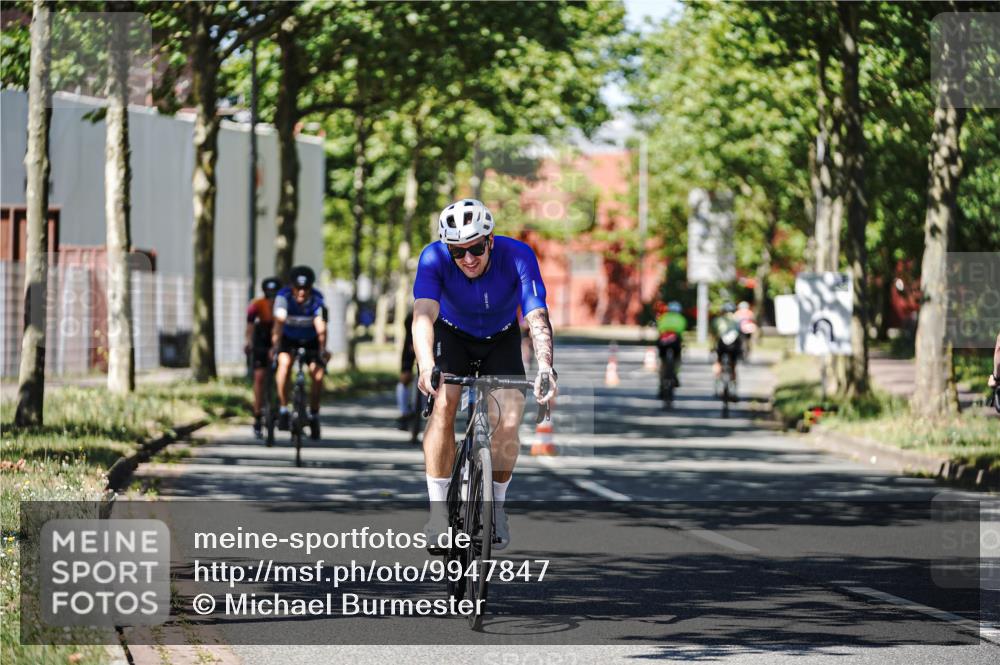 09.08.2026 - GEWOBA Citytriathlon Bremen Michael Burmester http://msf.ph/oto/9947847 09.08.2026 12:26:17 Radfahren 543, 621, 643, 700, 740, 766, 842, 908, 957, 989, 997, 1127 meine-sportfotos.de