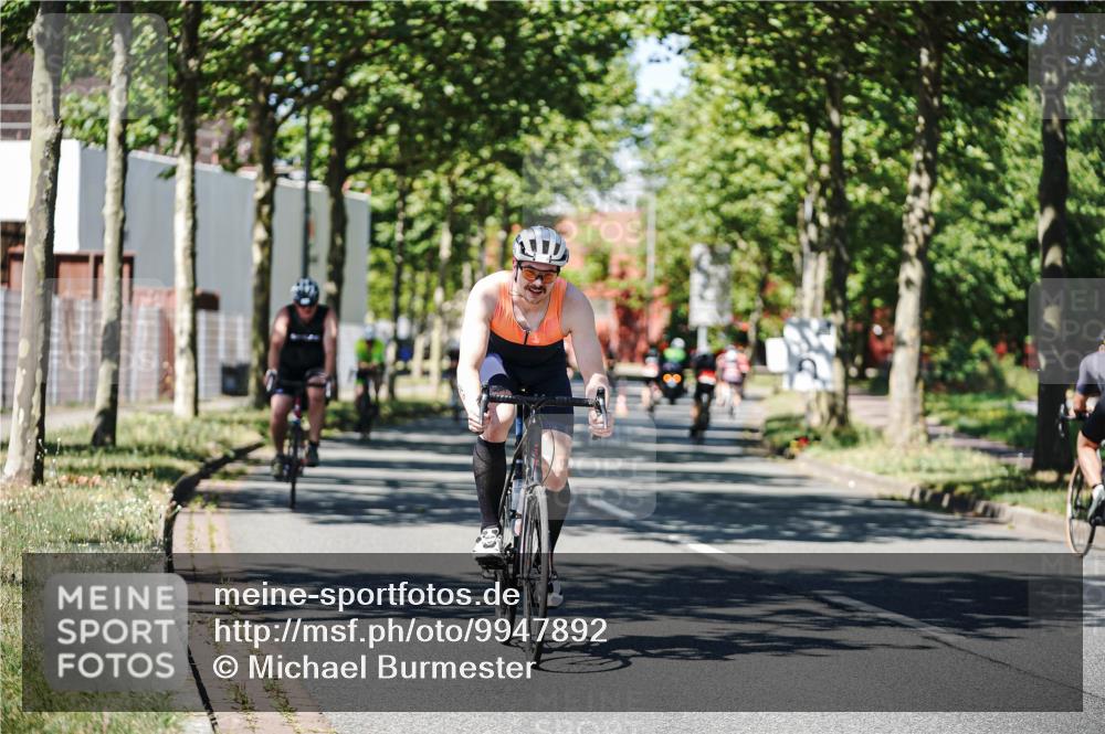 09.08.2026 - GEWOBA Citytriathlon Bremen Michael Burmester http://msf.ph/oto/9947892 09.08.2026 12:26:54 Radfahren 607, 629, 633, 654, 822, 856, 922, 1001, 1103, 1153 meine-sportfotos.de