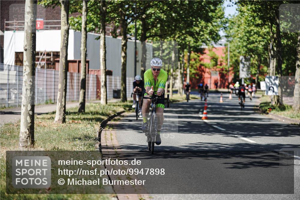09.08.2026 - GEWOBA Citytriathlon Bremen Michael Burmester http://msf.ph/oto/9947898 09.08.2026 12:26:58 Radfahren 607, 633, 654, 813, 822, 856, 922, 958, 1001, 1103, 1153 meine-sportfotos.de