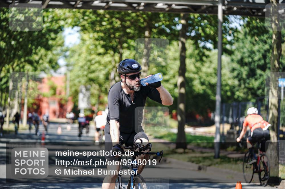 09.08.2026 - GEWOBA Citytriathlon Bremen Michael Burmester http://msf.ph/oto/9948019 09.08.2026 12:28:45 Radfahren 556, 610, 619, 652, 658, 691, 698, 703, 719, 764, 795, 843, 969 meine-sportfotos.de