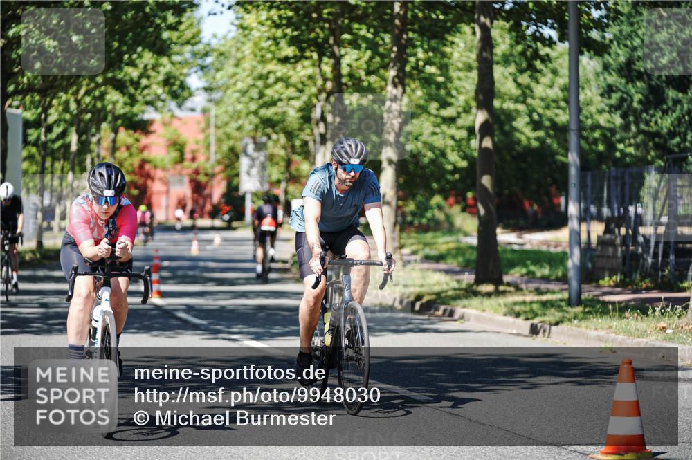 09.08.2026 - GEWOBA Citytriathlon Bremen Michael Burmester http://msf.ph/oto/9948030 09.08.2026 12:28:53 Radfahren 556, 619, 658, 688, 691, 703, 764, 795, 843, 878, 969 meine-sportfotos.de