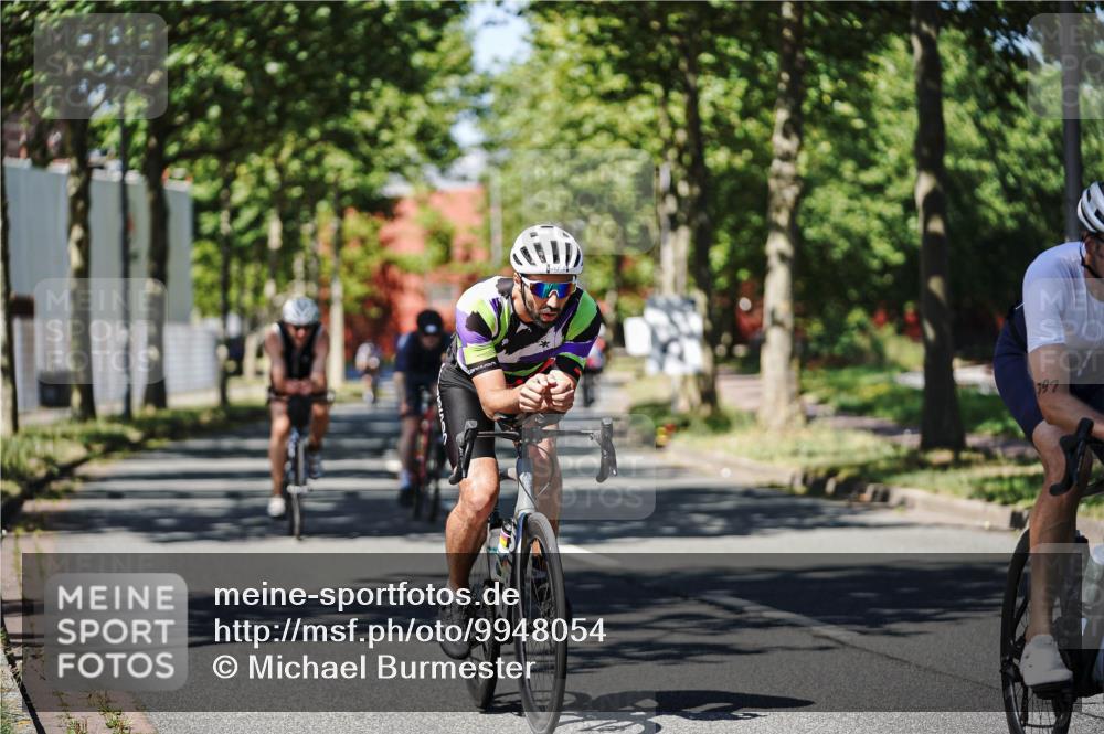 09.08.2026 - GEWOBA Citytriathlon Bremen Michael Burmester http://msf.ph/oto/9948054 09.08.2026 12:29:14 Radfahren 112, 540, 551, 563, 632, 692, 723, 771, 791, 835, 1007, 1141 meine-sportfotos.de