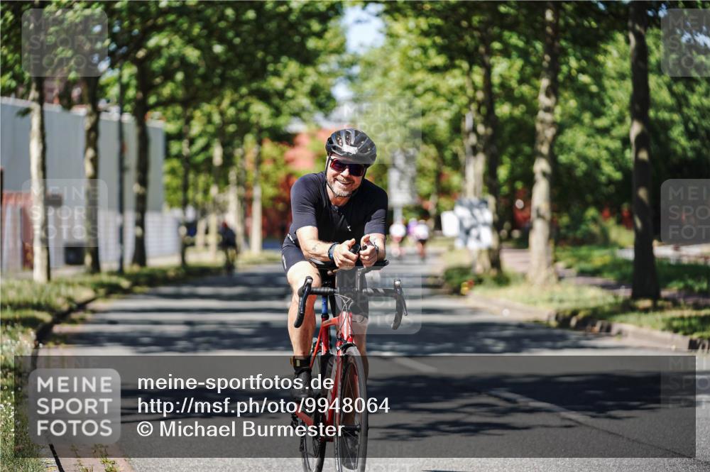 09.08.2026 - GEWOBA Citytriathlon Bremen Michael Burmester http://msf.ph/oto/9948064 09.08.2026 12:29:23 Radfahren 551, 575, 632, 723, 724, 771, 791, 811, 835, 905 meine-sportfotos.de