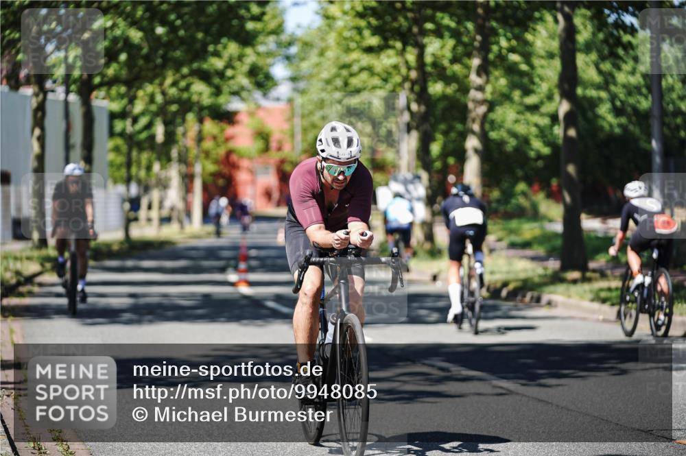 09.08.2026 - GEWOBA Citytriathlon Bremen Michael Burmester http://msf.ph/oto/9948085 09.08.2026 12:29:48 Radfahren 616, 618, 641, 642, 697, 825, 964, 1011 meine-sportfotos.de