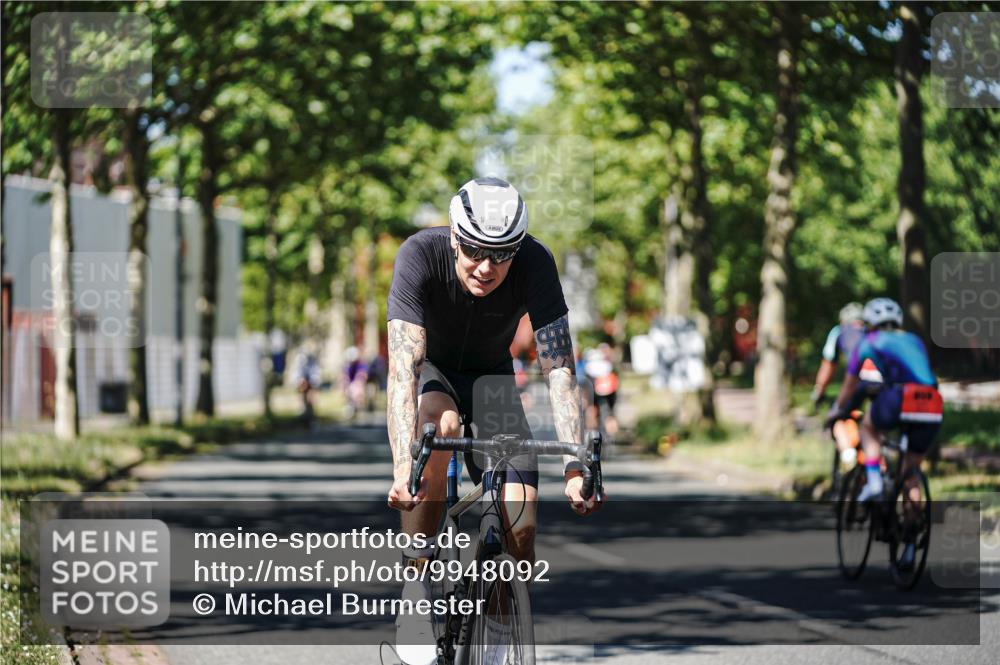 09.08.2026 - GEWOBA Citytriathlon Bremen Michael Burmester http://msf.ph/oto/9948092 09.08.2026 12:29:51 Radfahren 616, 618, 641, 642, 963, 964, 1011 meine-sportfotos.de