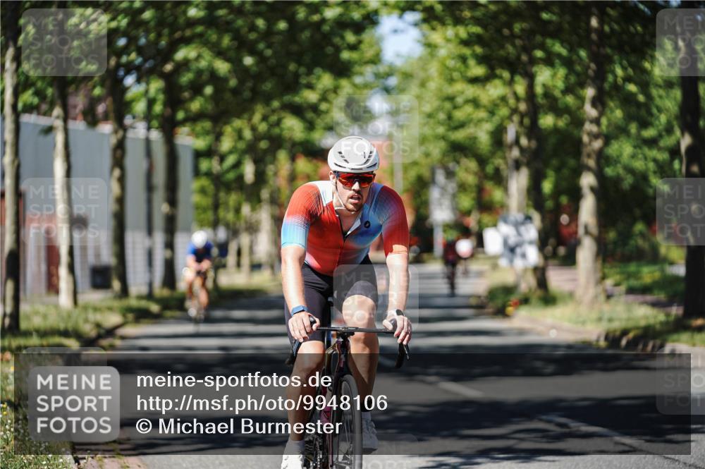 09.08.2026 - GEWOBA Citytriathlon Bremen Michael Burmester http://msf.ph/oto/9948106 09.08.2026 12:30:15 Radfahren 591, 677, 747, 1004 meine-sportfotos.de