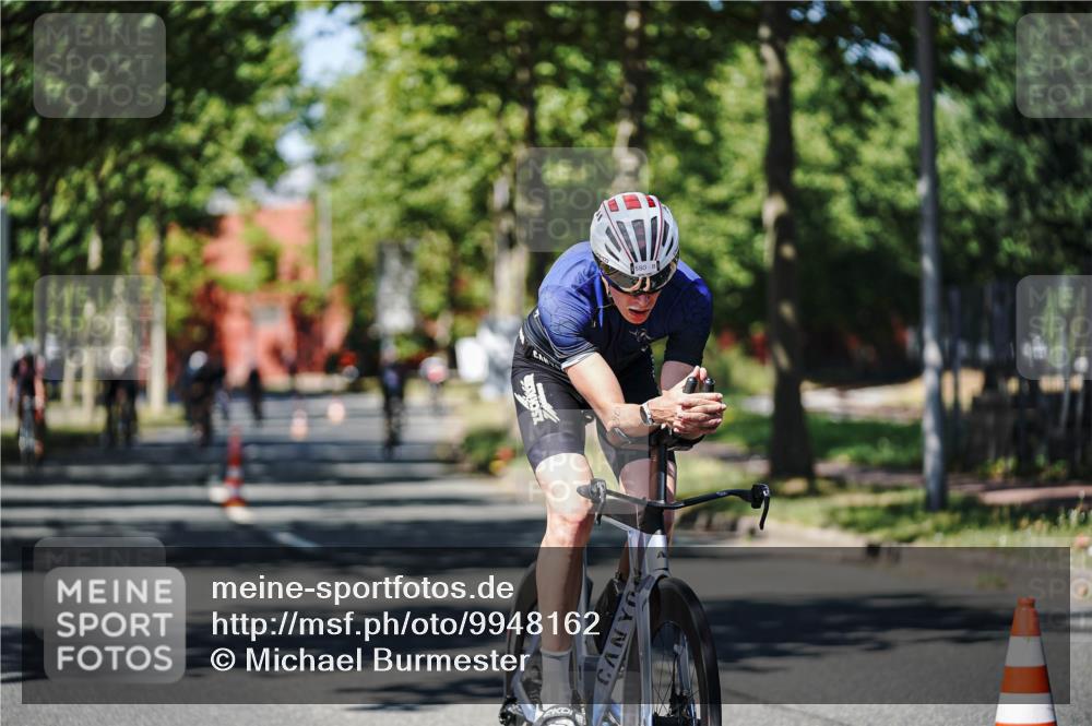 09.08.2026 - GEWOBA Citytriathlon Bremen Michael Burmester http://msf.ph/oto/9948162 09.08.2026 12:31:06 Radfahren 580, 685, 710, 721, 775, 824, 852, 882, 947 meine-sportfotos.de