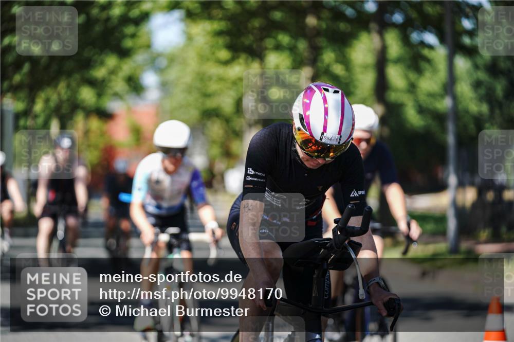 09.08.2026 - GEWOBA Citytriathlon Bremen Michael Burmester http://msf.ph/oto/9948170 09.08.2026 12:31:12 Radfahren 580, 589, 592, 645, 646, 685, 710, 721, 775, 793, 824, 852, 882, 909, 947, 1101 meine-sportfotos.de