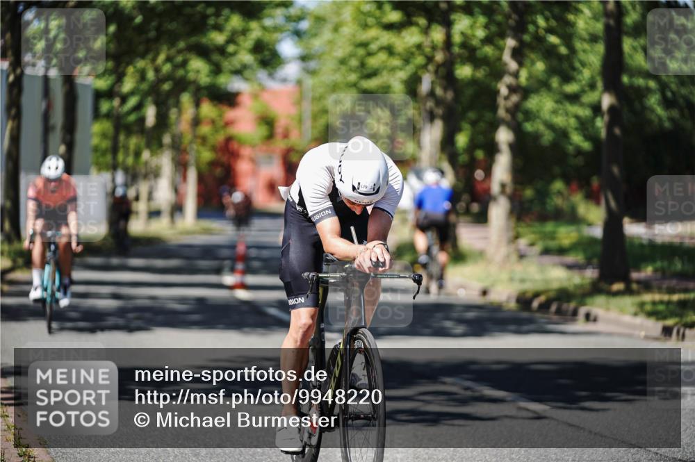 09.08.2026 - GEWOBA Citytriathlon Bremen Michael Burmester http://msf.ph/oto/9948220 09.08.2026 12:32:08 Radfahren 579, 650, 867, 883, 884, 920, 924, 955, 990 meine-sportfotos.de