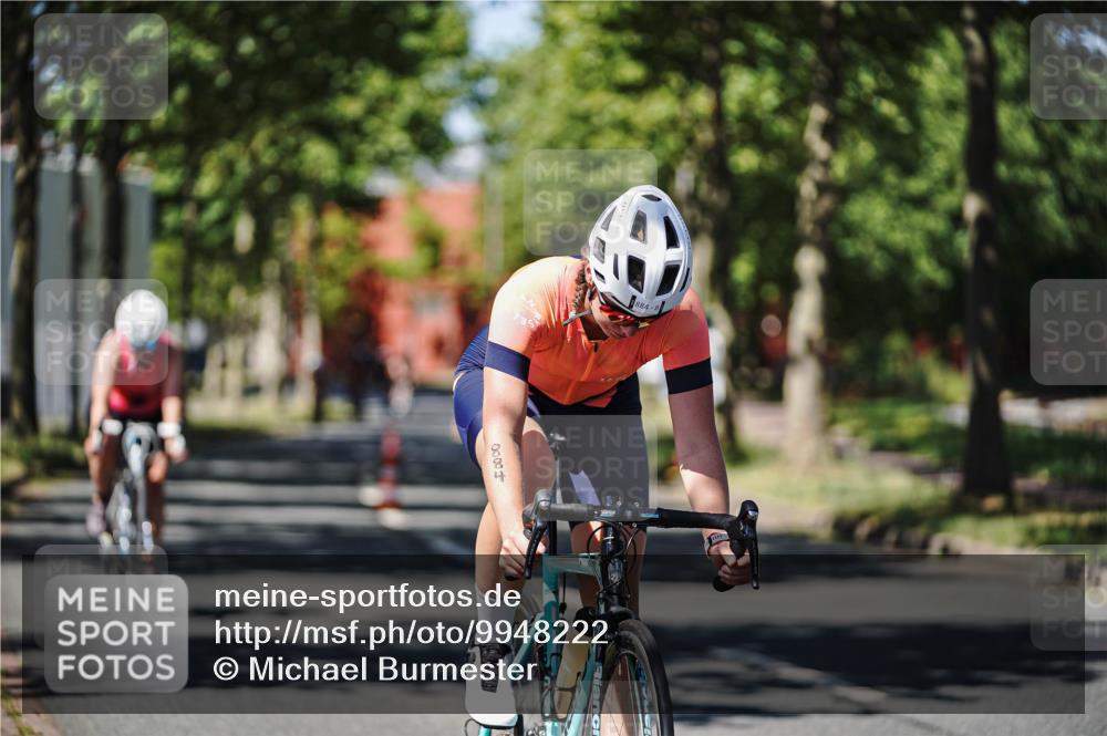 09.08.2026 - GEWOBA Citytriathlon Bremen Michael Burmester http://msf.ph/oto/9948222 09.08.2026 12:32:10 Radfahren 579, 650, 867, 884, 920, 924, 955, 990 meine-sportfotos.de