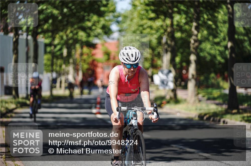 09.08.2026 - GEWOBA Citytriathlon Bremen Michael Burmester http://msf.ph/oto/9948224 09.08.2026 12:32:11 Radfahren 579, 650, 867, 884, 920, 924, 955, 990 meine-sportfotos.de