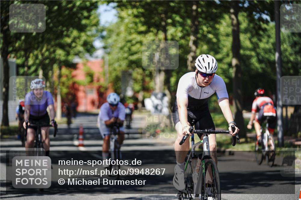 09.08.2026 - GEWOBA Citytriathlon Bremen Michael Burmester http://msf.ph/oto/9948267 09.08.2026 12:33:17 Radfahren 730, 769, 879, 930, 1006 meine-sportfotos.de