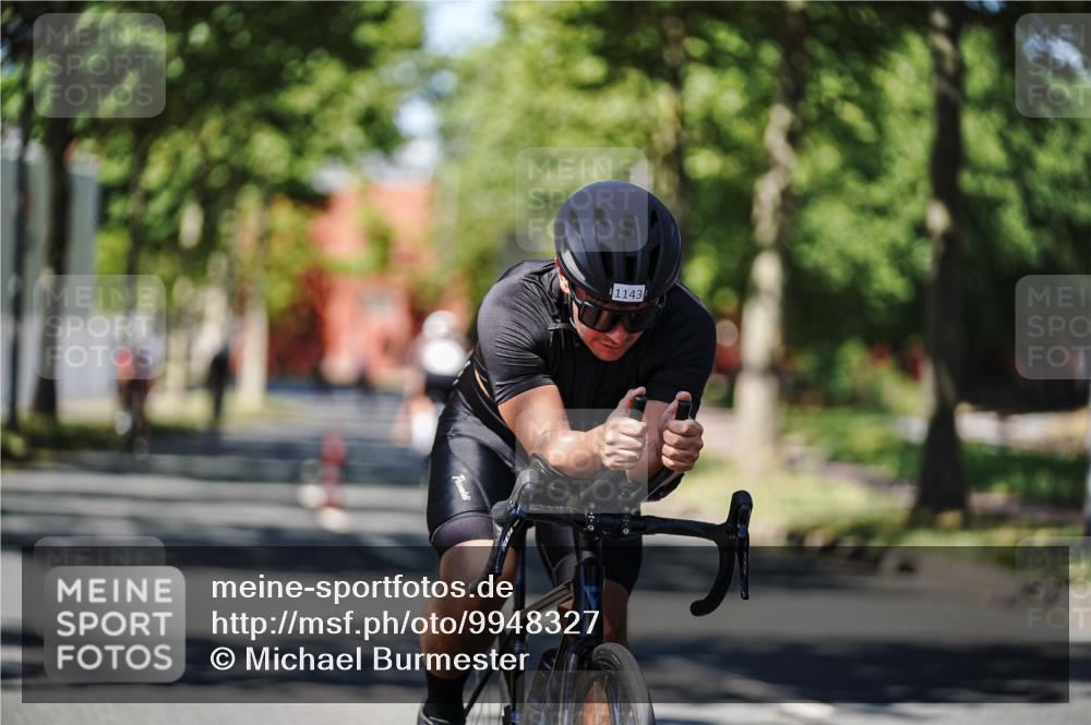 09.08.2026 - GEWOBA Citytriathlon Bremen Michael Burmester http://msf.ph/oto/9948327 09.08.2026 12:34:12 Radfahren 545, 611, 655, 877, 914, 1013, 1015, 1143 meine-sportfotos.de