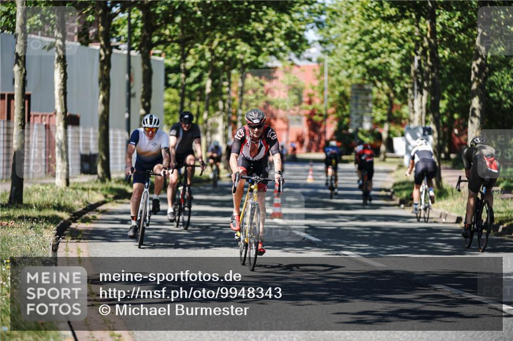 09.08.2026 - GEWOBA Citytriathlon Bremen Michael Burmester http://msf.ph/oto/9948343 09.08.2026 12:34:25 Radfahren 569, 611, 716, 733, 808, 1013, 1130, 1160 meine-sportfotos.de