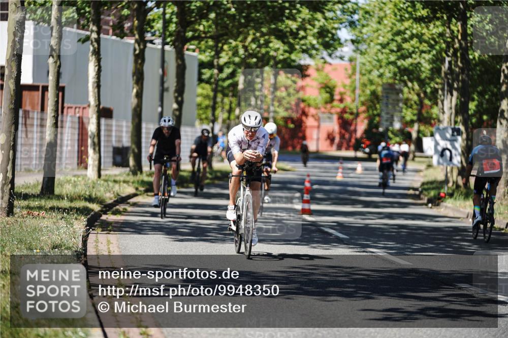 09.08.2026 - GEWOBA Citytriathlon Bremen Michael Burmester http://msf.ph/oto/9948350 09.08.2026 12:34:30 Radfahren 569, 611, 628, 716, 726, 733, 808, 1013, 1130, 1160 meine-sportfotos.de