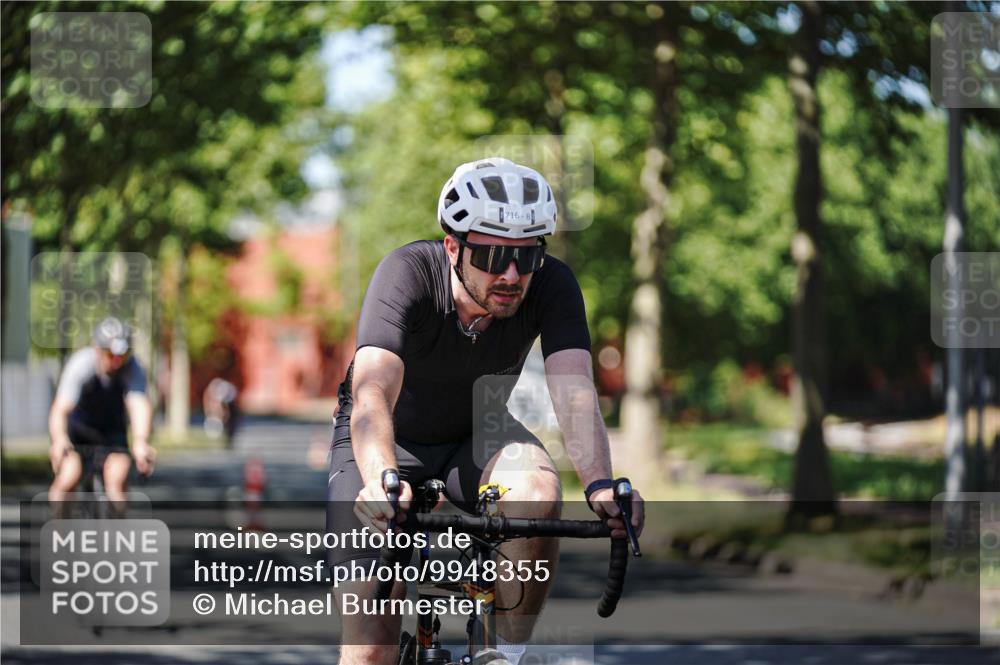 09.08.2026 - GEWOBA Citytriathlon Bremen Michael Burmester http://msf.ph/oto/9948355 09.08.2026 12:34:33 Radfahren 569, 628, 716, 726, 733, 808, 1130, 1160 meine-sportfotos.de