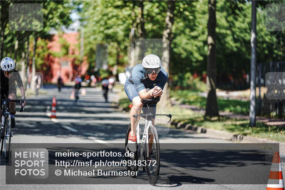 09.08.2026 - GEWOBA Citytriathlon Bremen Michael Burmester http://msf.ph/oto/9948372 09.08.2026 12:34:47 Radfahren 557, 628, 726, 756, 757, 855, 939, 1145 meine-sportfotos.de