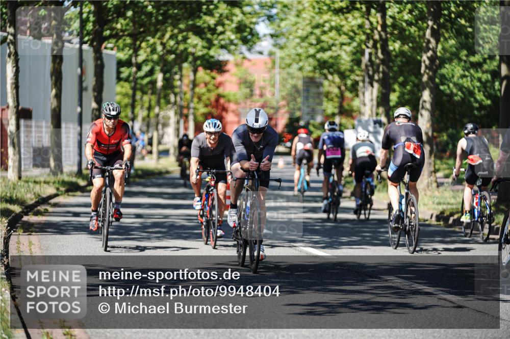 09.08.2026 - GEWOBA Citytriathlon Bremen Michael Burmester http://msf.ph/oto/9948404 09.08.2026 12:35:16 Radfahren 555, 574, 598, 600, 609, 624, 739, 773, 778, 804, 807, 826, 846, 1138 meine-sportfotos.de
