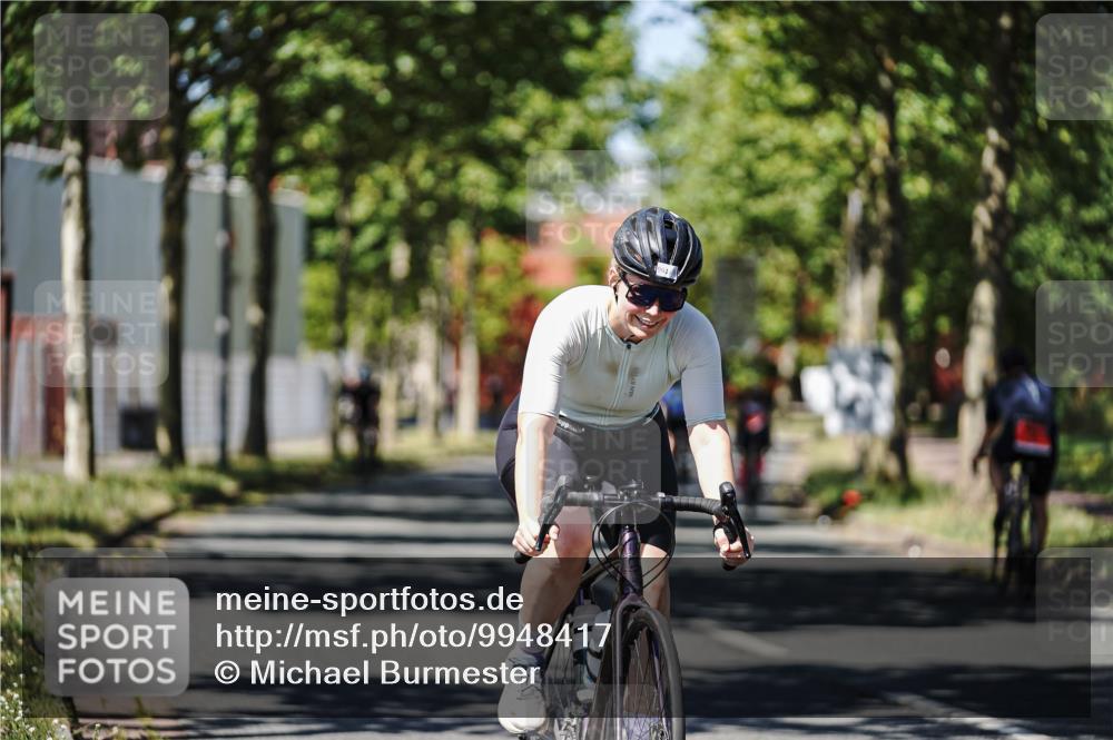 09.08.2026 - GEWOBA Citytriathlon Bremen Michael Burmester http://msf.ph/oto/9948417 09.08.2026 12:35:33 Radfahren 552, 600, 739, 773, 777, 987 meine-sportfotos.de