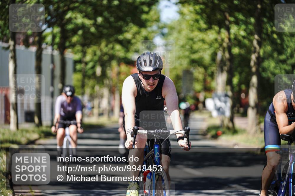 09.08.2026 - GEWOBA Citytriathlon Bremen Michael Burmester http://msf.ph/oto/9948453 09.08.2026 12:36:01 Radfahren 564, 565, 595, 737, 803, 820, 869, 901, 918, 981, 1009, 1155 meine-sportfotos.de