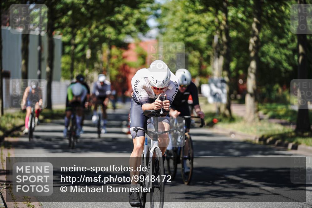 09.08.2026 - GEWOBA Citytriathlon Bremen Michael Burmester http://msf.ph/oto/9948472 09.08.2026 12:36:14 Radfahren 560, 562, 564, 565, 682, 737, 748, 781, 948, 981, 1110, 1119, 1139 meine-sportfotos.de