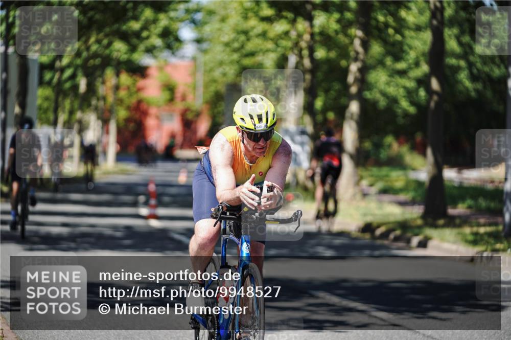 09.08.2026 - GEWOBA Citytriathlon Bremen Michael Burmester http://msf.ph/oto/9948527 09.08.2026 12:36:58 Radfahren 787, 823, 861, 872, 943, 970, 1147 meine-sportfotos.de