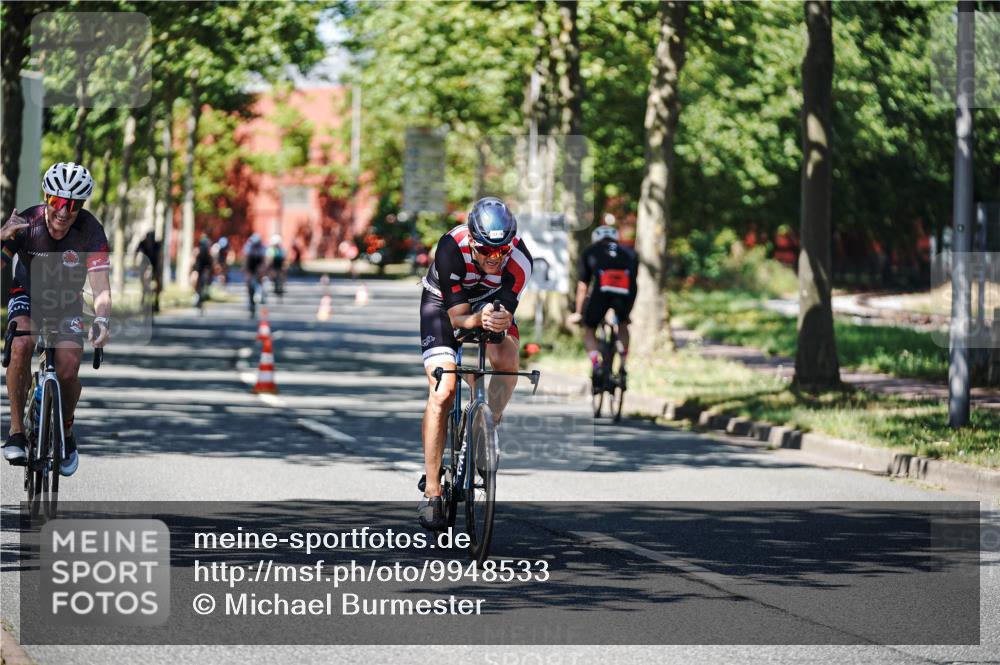 09.08.2026 - GEWOBA Citytriathlon Bremen Michael Burmester http://msf.ph/oto/9948533 09.08.2026 12:37:02 Radfahren 787, 823, 872, 943, 1126, 1147 meine-sportfotos.de