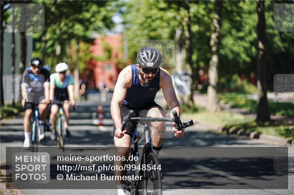 09.08.2026 - GEWOBA Citytriathlon Bremen Michael Burmester http://msf.ph/oto/9948544 09.08.2026 12:37:10 Radfahren 566, 568, 728, 744, 787, 788, 790, 812, 823, 872, 1126, 1142 meine-sportfotos.de