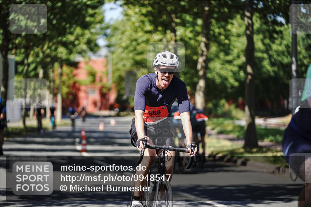 09.08.2026 - GEWOBA Citytriathlon Bremen Michael Burmester http://msf.ph/oto/9948547 09.08.2026 12:37:11 Radfahren 566, 568, 728, 744, 787, 788, 790, 812, 823, 839, 872, 1126, 1142 meine-sportfotos.de