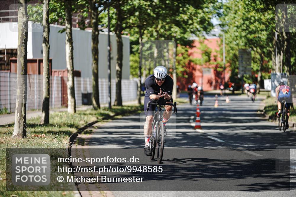 09.08.2026 - GEWOBA Citytriathlon Bremen Michael Burmester http://msf.ph/oto/9948585 09.08.2026 12:37:43 Radfahren 604, 639, 678, 727, 745, 816, 935, 1109 meine-sportfotos.de