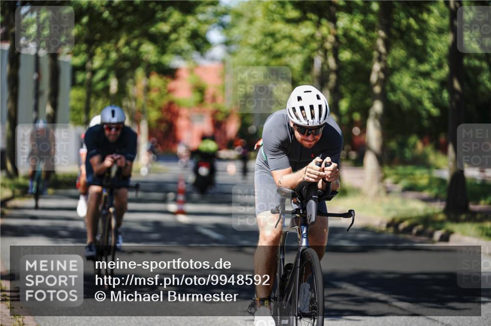 09.08.2026 - GEWOBA Citytriathlon Bremen Michael Burmester http://msf.ph/oto/9948592 09.08.2026 12:37:50 Radfahren 559, 571, 639, 687, 727, 745, 1114 meine-sportfotos.de