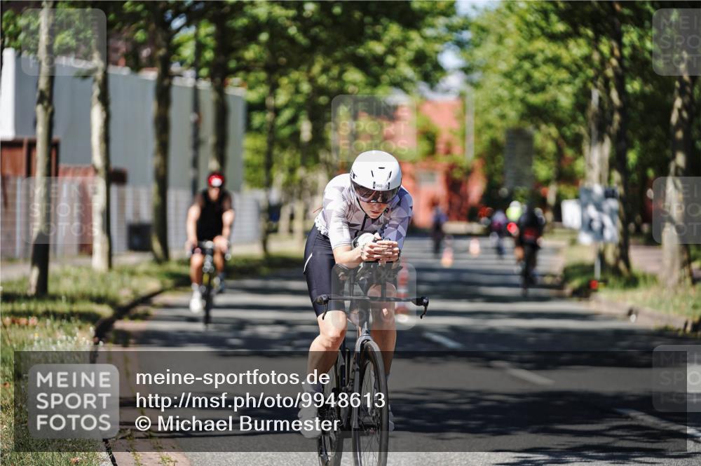 09.08.2026 - GEWOBA Citytriathlon Bremen Michael Burmester http://msf.ph/oto/9948613 09.08.2026 12:38:07 Radfahren 559, 603, 763, 806, 886, 897, 911, 960, 1017, 1113 meine-sportfotos.de