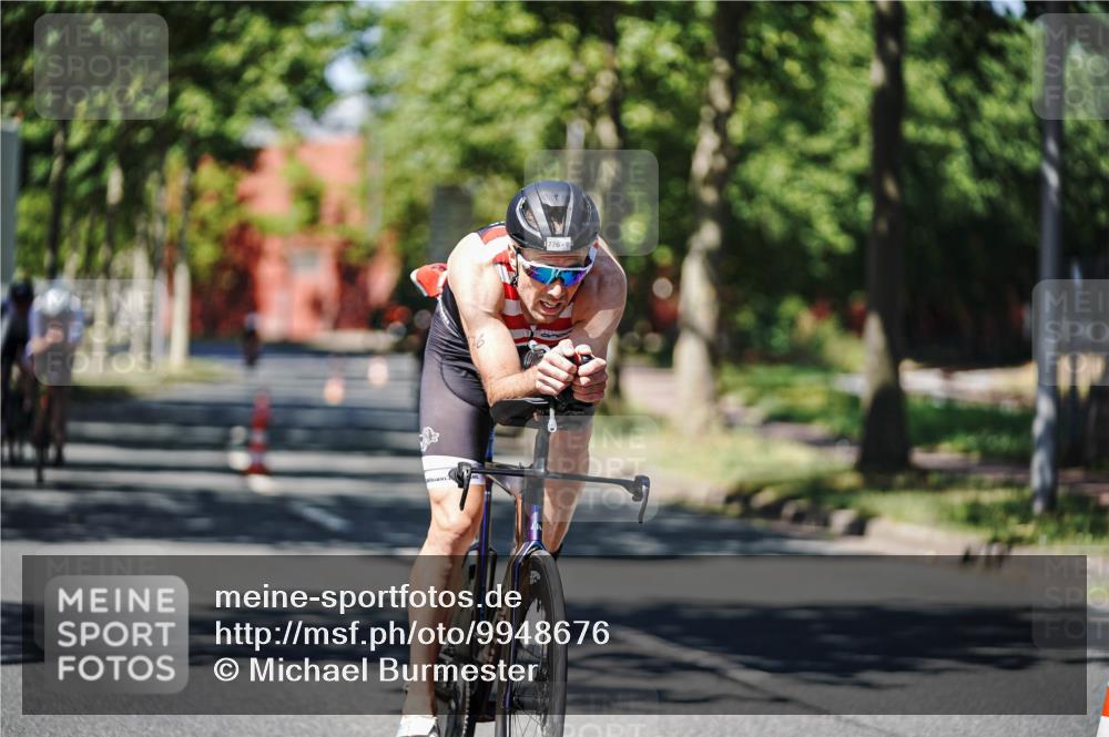 09.08.2026 - GEWOBA Citytriathlon Bremen Michael Burmester http://msf.ph/oto/9948676 09.08.2026 12:39:01 Radfahren 694, 759, 770, 776, 798, 902, 931, 1124 meine-sportfotos.de