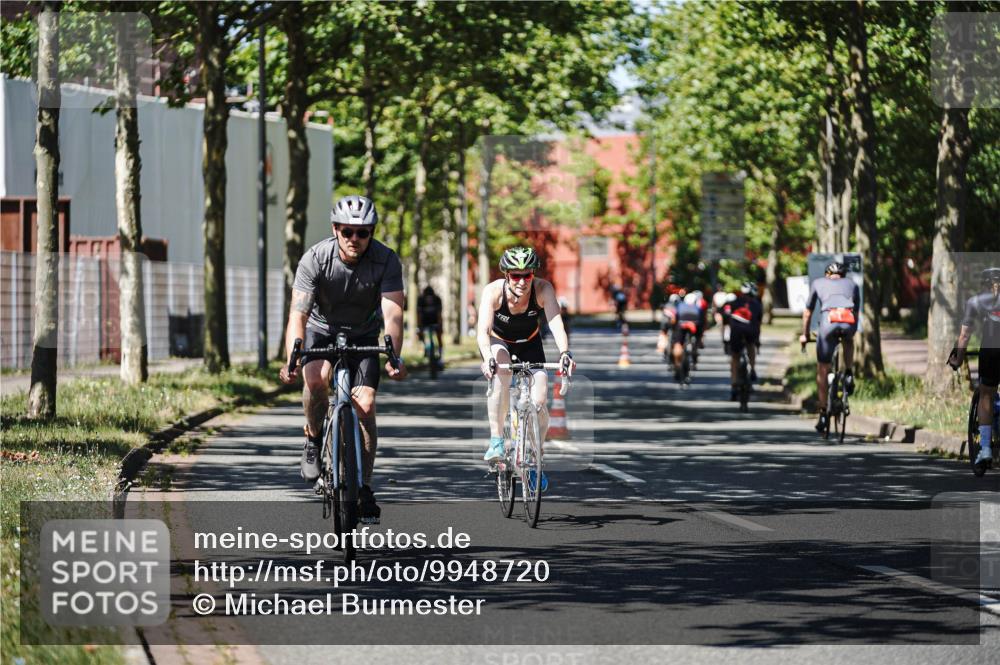 09.08.2026 - GEWOBA Citytriathlon Bremen Michael Burmester http://msf.ph/oto/9948720 09.08.2026 12:39:45 Radfahren 612, 693, 834, 840, 871, 896, 923, 998, 1154 meine-sportfotos.de