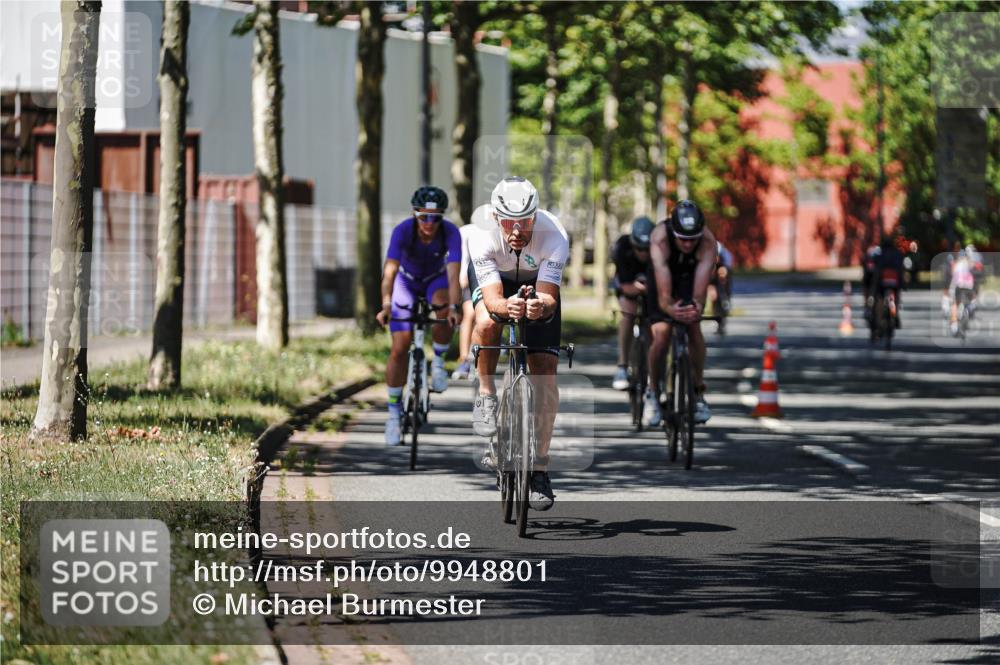 09.08.2026 - GEWOBA Citytriathlon Bremen Michael Burmester http://msf.ph/oto/9948801 09.08.2026 12:40:47 Radfahren 601, 620, 644, 651, 774, 805, 810, 976, 1136 meine-sportfotos.de