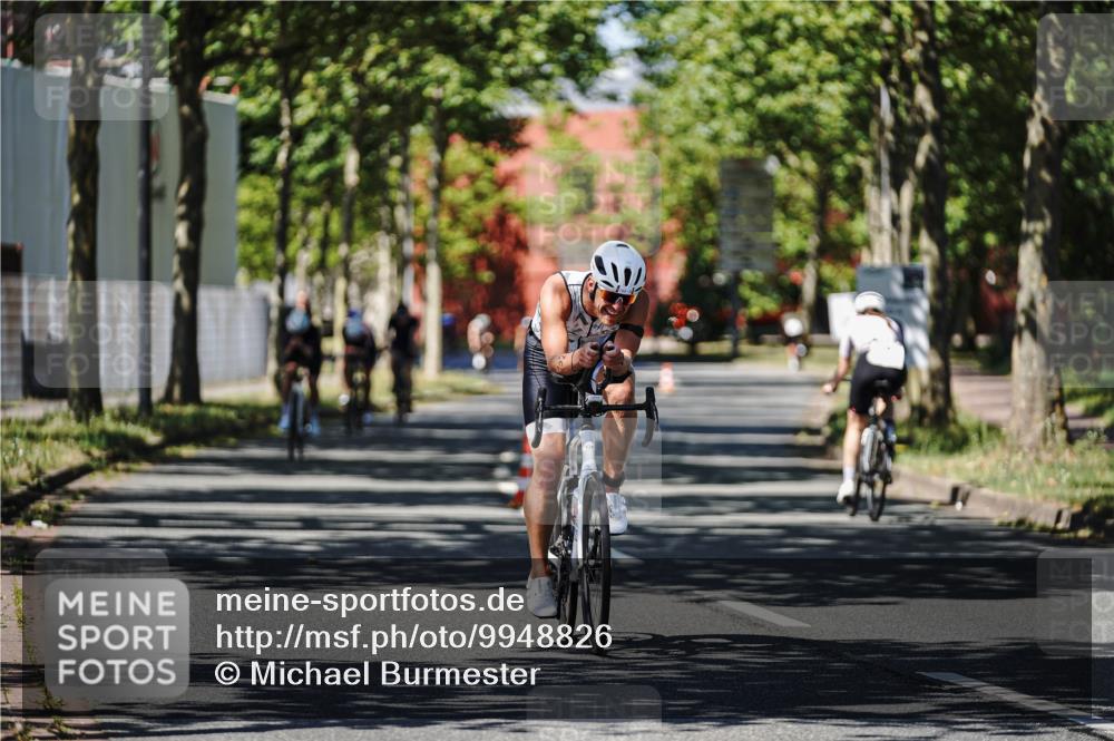 09.08.2026 - GEWOBA Citytriathlon Bremen Michael Burmester http://msf.ph/oto/9948826 09.08.2026 12:41:18 Radfahren 548, 702, 711, 858, 982 meine-sportfotos.de