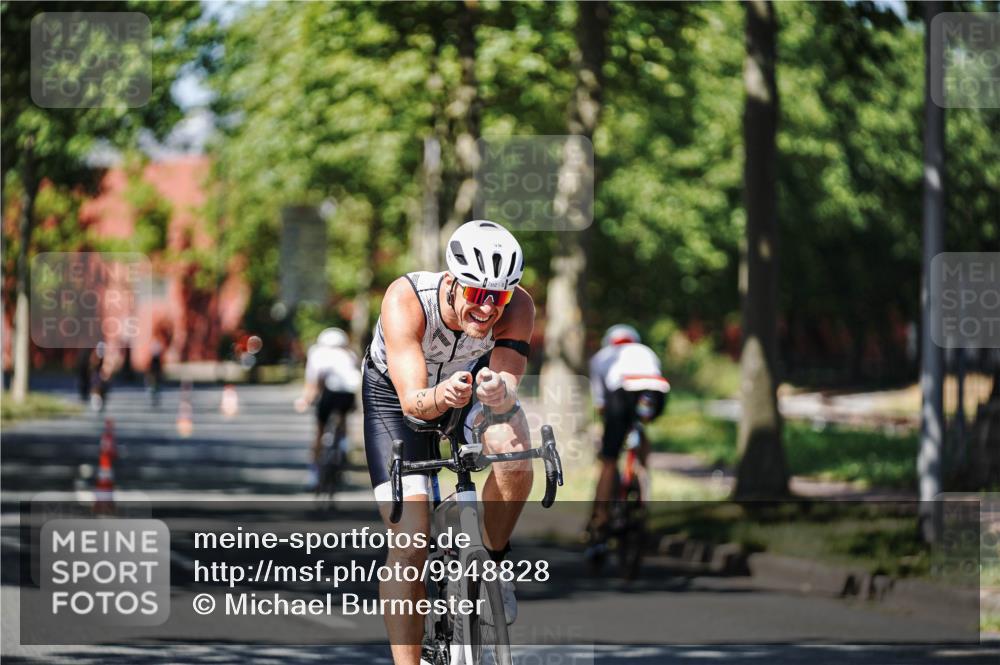 09.08.2026 - GEWOBA Citytriathlon Bremen Michael Burmester http://msf.ph/oto/9948828 09.08.2026 12:41:19 Radfahren 548, 702, 711, 858, 982, 1020 meine-sportfotos.de