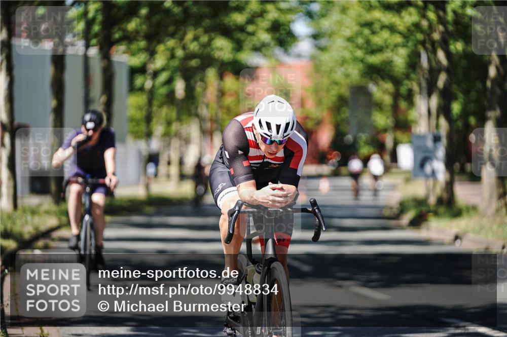 09.08.2026 - GEWOBA Citytriathlon Bremen Michael Burmester http://msf.ph/oto/9948834 09.08.2026 12:41:23 Radfahren 548, 602, 702, 711, 740, 858, 982, 1020 meine-sportfotos.de