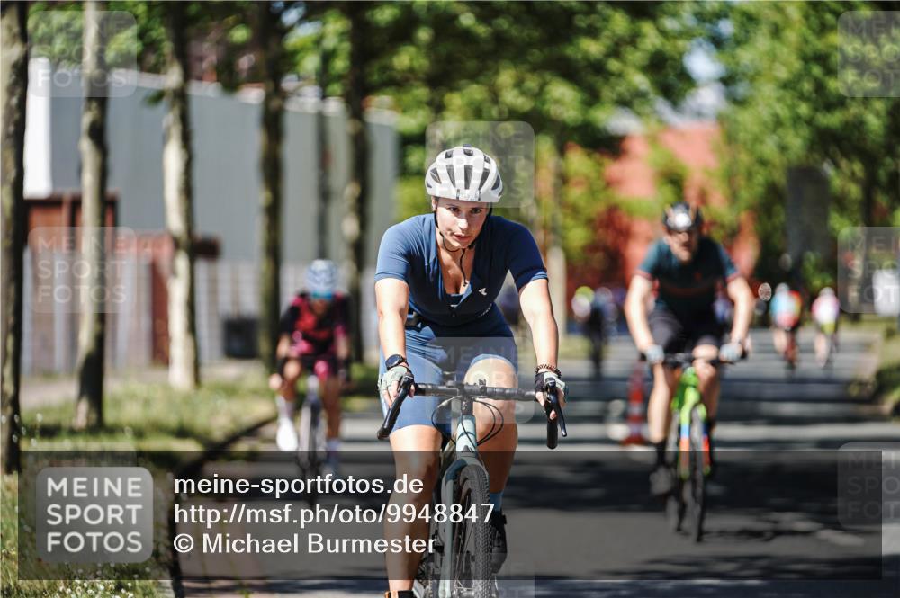 09.08.2026 - GEWOBA Citytriathlon Bremen Michael Burmester http://msf.ph/oto/9948847 09.08.2026 12:41:33 Radfahren 548, 602, 702, 711, 740, 766, 767, 915, 933, 940, 982, 1020, 1121, 1159 meine-sportfotos.de