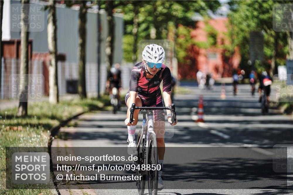 09.08.2026 - GEWOBA Citytriathlon Bremen Michael Burmester http://msf.ph/oto/9948850 09.08.2026 12:41:34 Radfahren 548, 602, 702, 711, 740, 766, 767, 873, 915, 933, 940, 982, 1020, 1121, 1159 meine-sportfotos.de