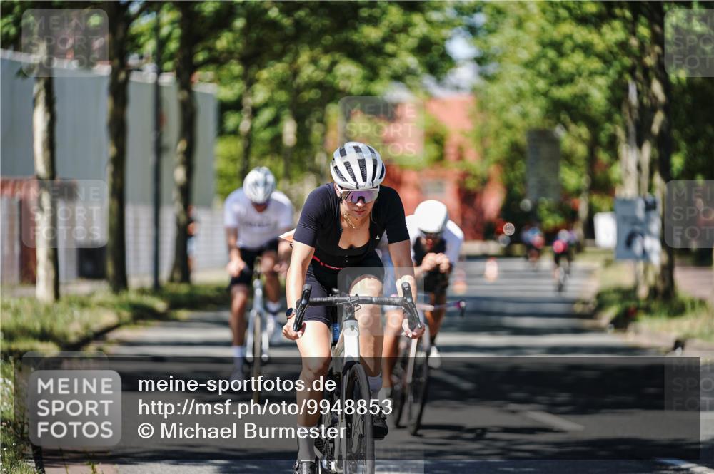 09.08.2026 - GEWOBA Citytriathlon Bremen Michael Burmester http://msf.ph/oto/9948853 09.08.2026 12:41:37 Radfahren 548, 602, 711, 731, 740, 766, 767, 873, 915, 933, 940, 1020, 1121, 1159 meine-sportfotos.de