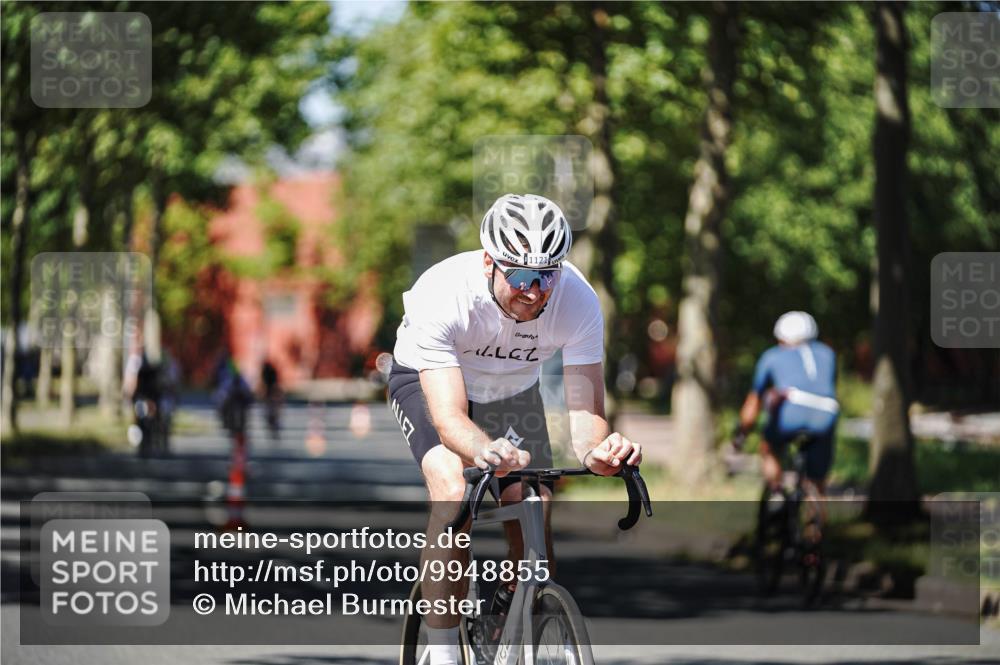 09.08.2026 - GEWOBA Citytriathlon Bremen Michael Burmester http://msf.ph/oto/9948855 09.08.2026 12:41:39 Radfahren 602, 731, 740, 766, 767, 873, 915, 933, 940, 1020, 1121, 1159 meine-sportfotos.de