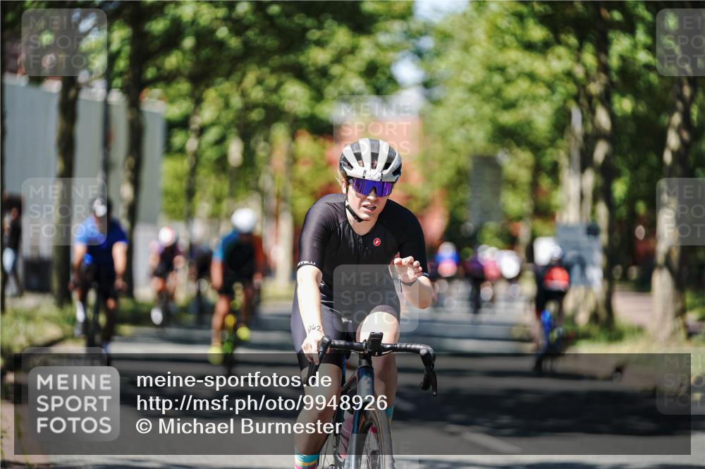 09.08.2026 - GEWOBA Citytriathlon Bremen Michael Burmester http://msf.ph/oto/9948926 09.08.2026 12:42:47 Radfahren 681, 720, 785, 890, 942, 966, 1104, 1140 meine-sportfotos.de