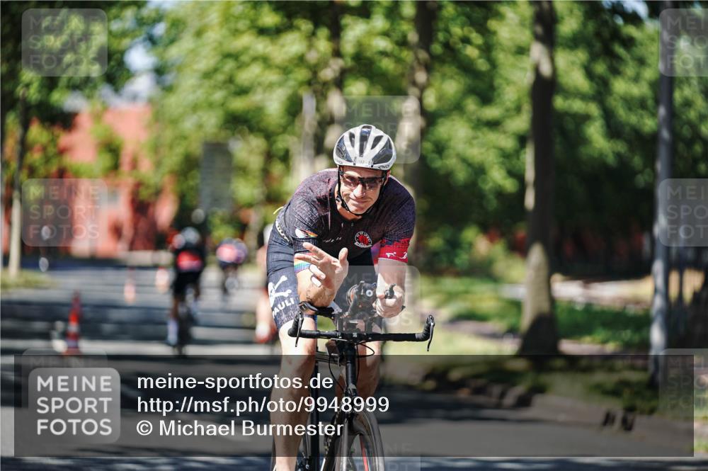09.08.2026 - GEWOBA Citytriathlon Bremen Michael Burmester http://msf.ph/oto/9948999 09.08.2026 12:43:33 Radfahren 546, 621, 643, 700, 712, 732, 797, 898, 944, 989, 1105, 1108, 1148 meine-sportfotos.de