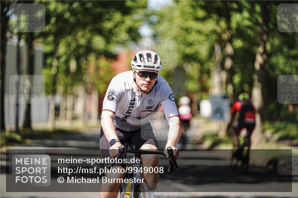 09.08.2026 - GEWOBA Citytriathlon Bremen Michael Burmester http://msf.ph/oto/9949008 09.08.2026 12:43:47 Radfahren 633, 1125 meine-sportfotos.de